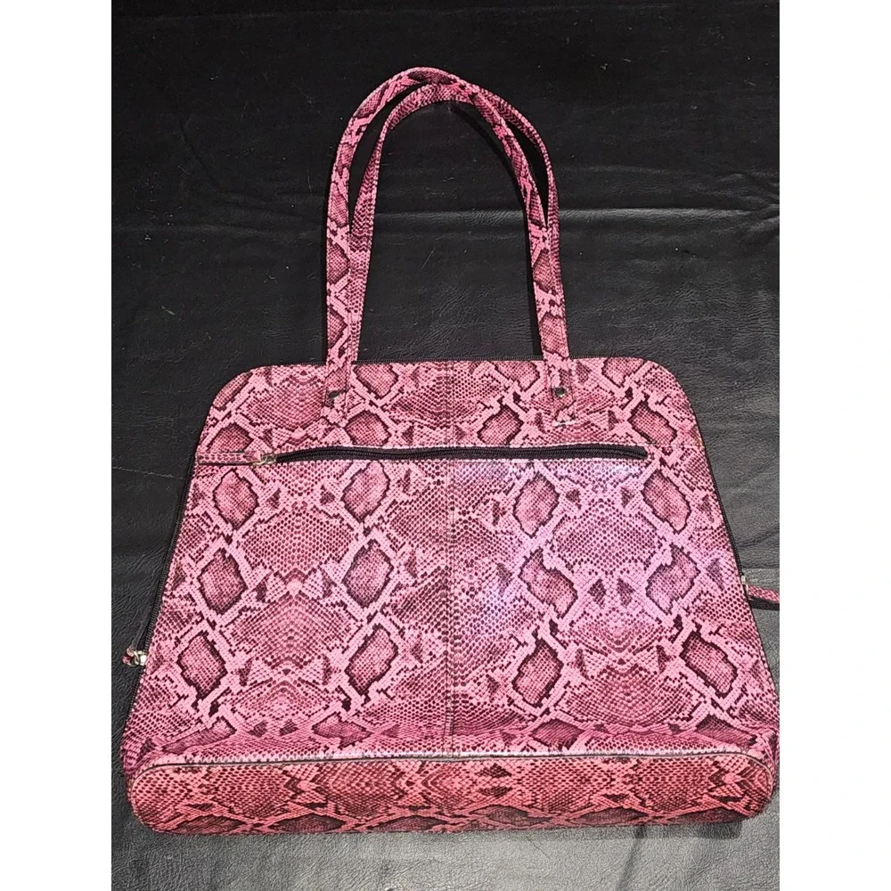 Buxton womens pink